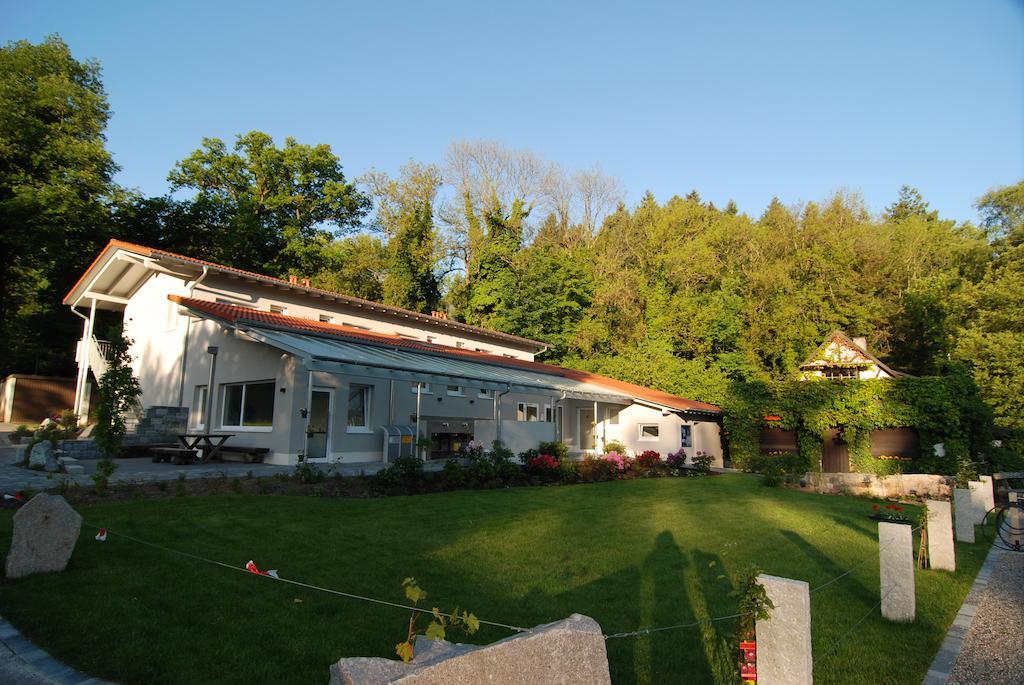Busses Guesthouse فرايبورغ الغرفة الصورة
